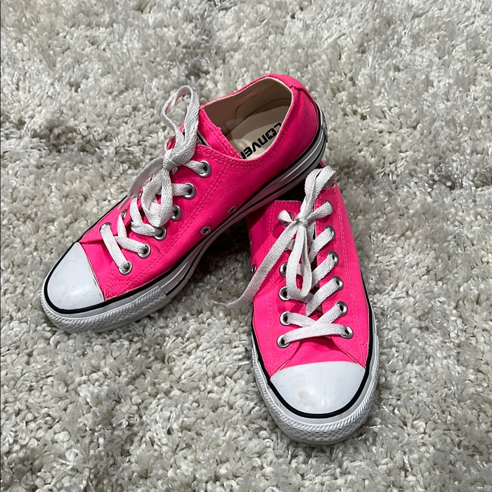 Women’s Pink Converse Sneakers